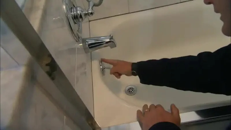 Bathtub Leak Repair in Aliso Viejo, CA  -  professional leak detection technician working in Aliso Viejo, Orange County CA