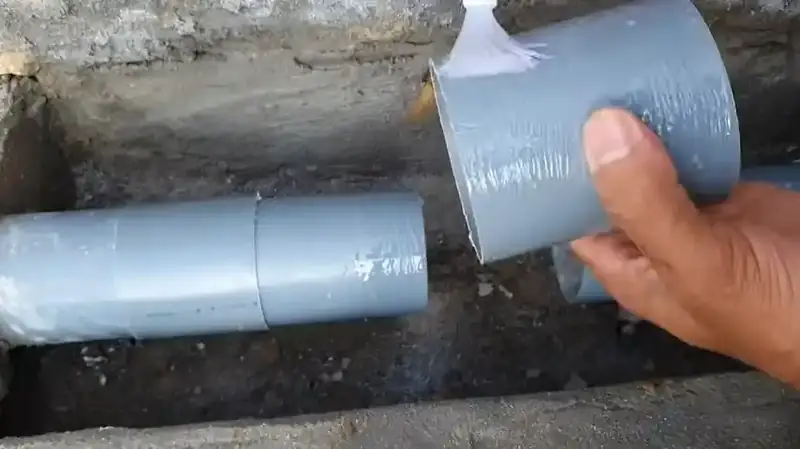 Residential Leak Detection in Aliso Viejo, CA  -  professional leak detection technician working in Aliso Viejo, Orange County CA