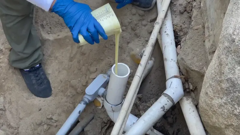 Trenchless Pipe Repair in Aliso Viejo, CA  -  professional leak detection technician working in Aliso Viejo, Orange County CA